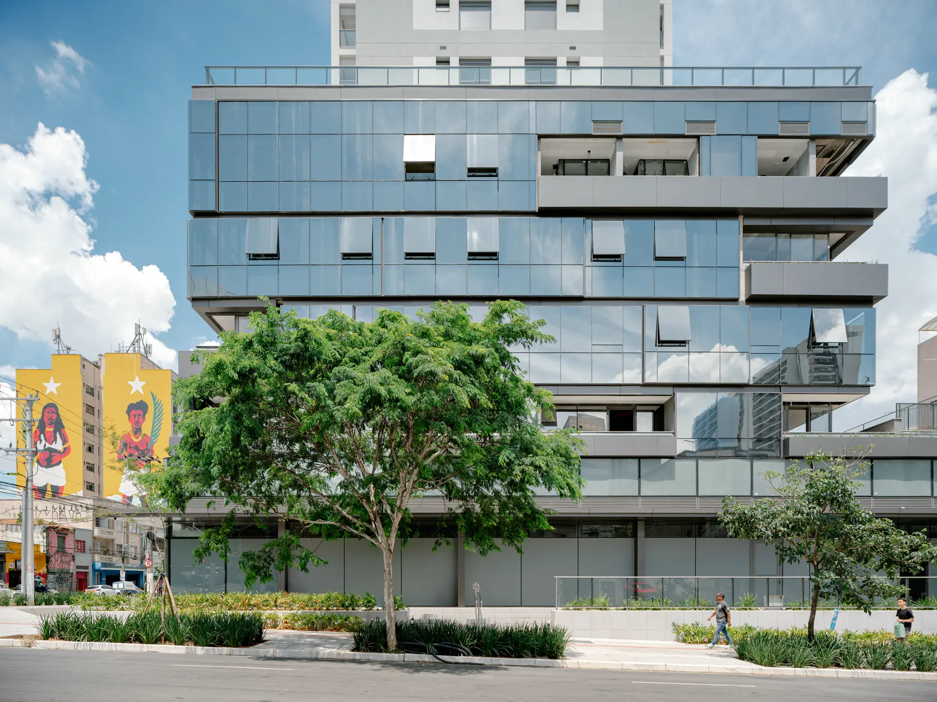 Fachada 737 Pedroso – Pinheiros