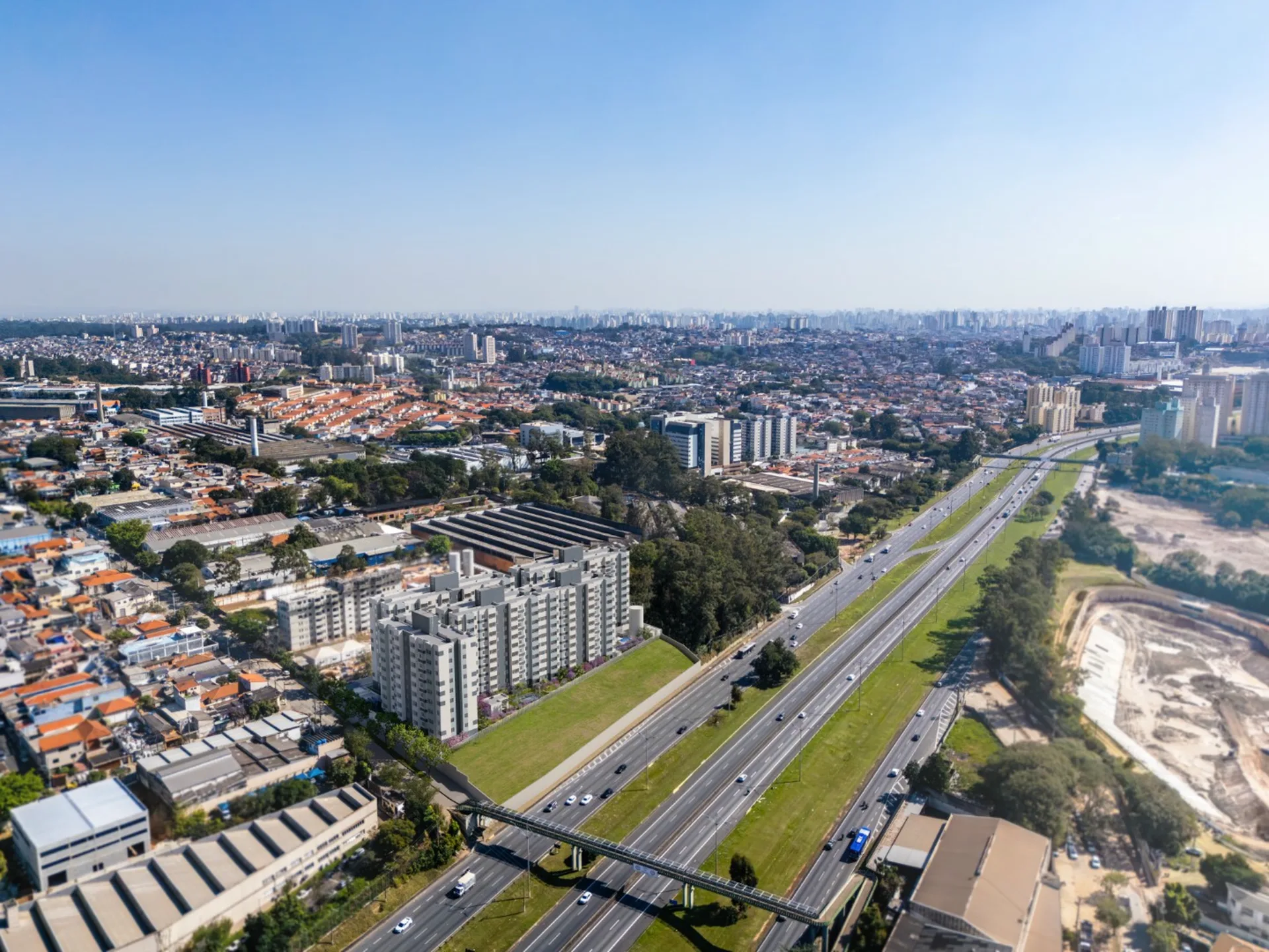 Fachada 2 do Alto Liviero Condomínio Clube - Fase 1 em Sacomã, São Paulo