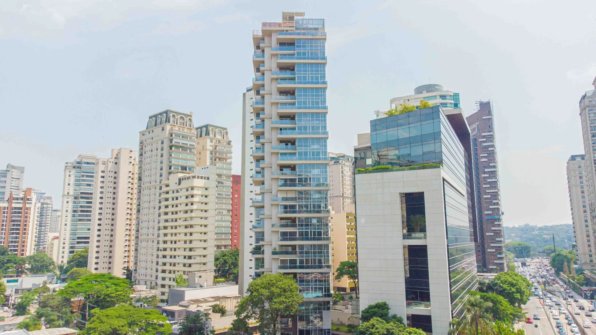 Fachada do Celebrity, lançamento em Itaim Bibi, São Paulo