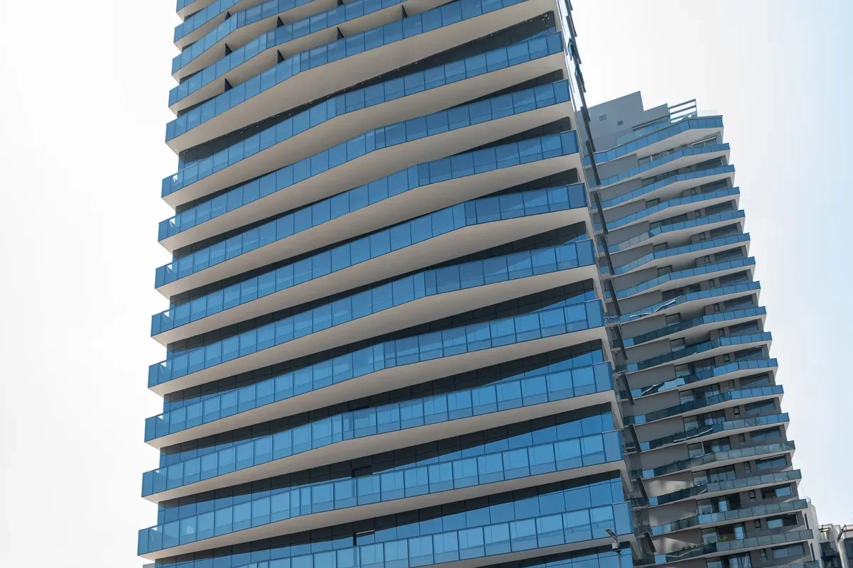 Fachada do Funchal 641 Apartments Studios, lançamento em Vila Olímpia, São Paulo