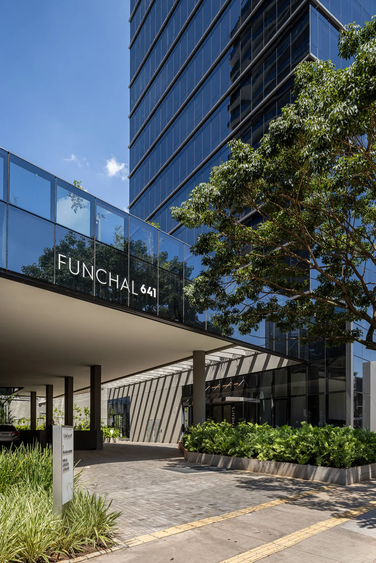 Portaria do Funchal 641 Apartments Studios em Vila Olímpia, São Paulo