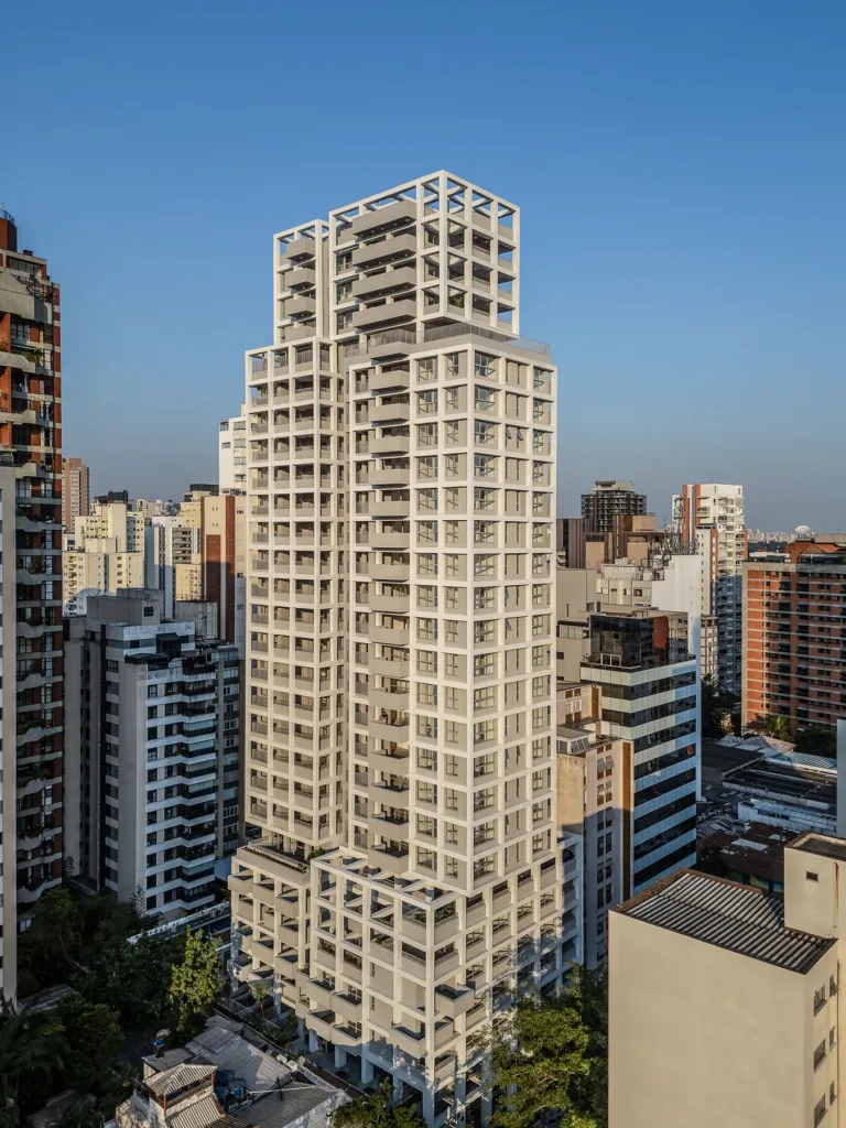 Fachada do empreendimento Pluri Pinheiros – Short Stay