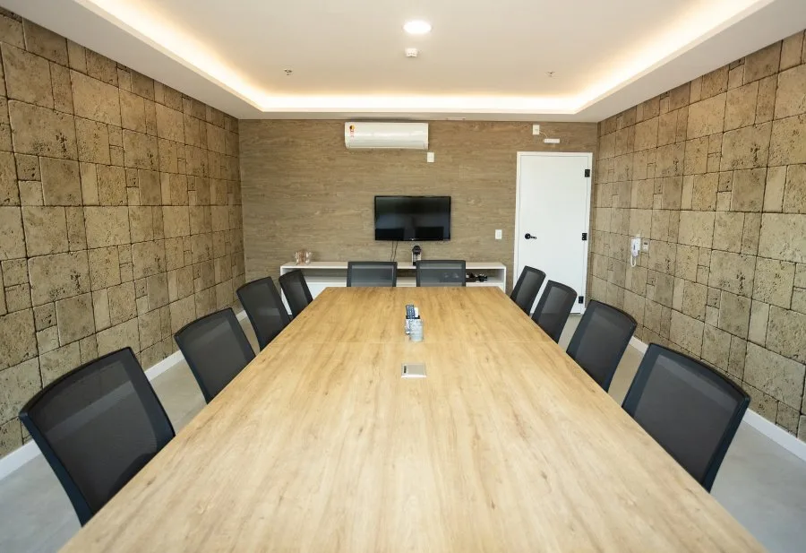 Lazer sala de reuniões do Skyline Intelligent Business – Comercial em Chácara Santo Antônio, São Paulo