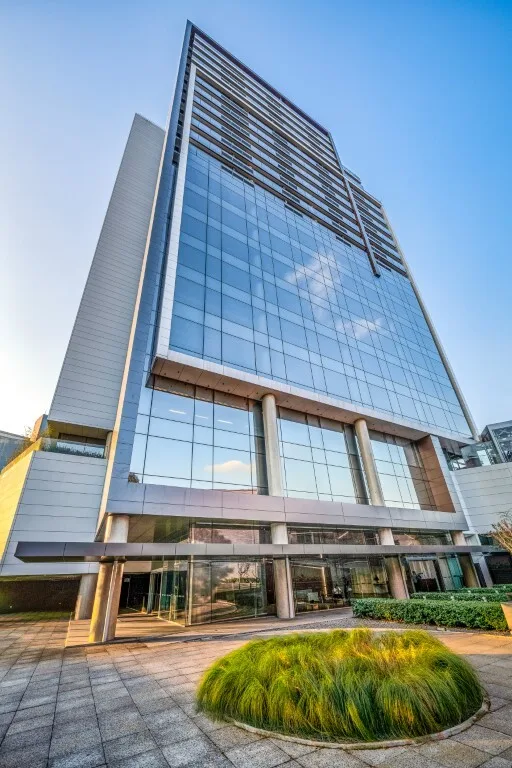 Fachada 2 do Parque Jockey em Pinheiros, São Paulo