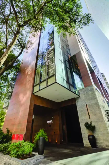Fachada do empreendimento Qoya Hotel São Paulo