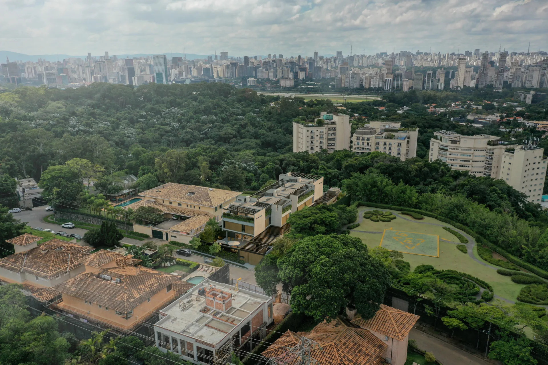 The Six Cidade Jardim — área de lazer 1
