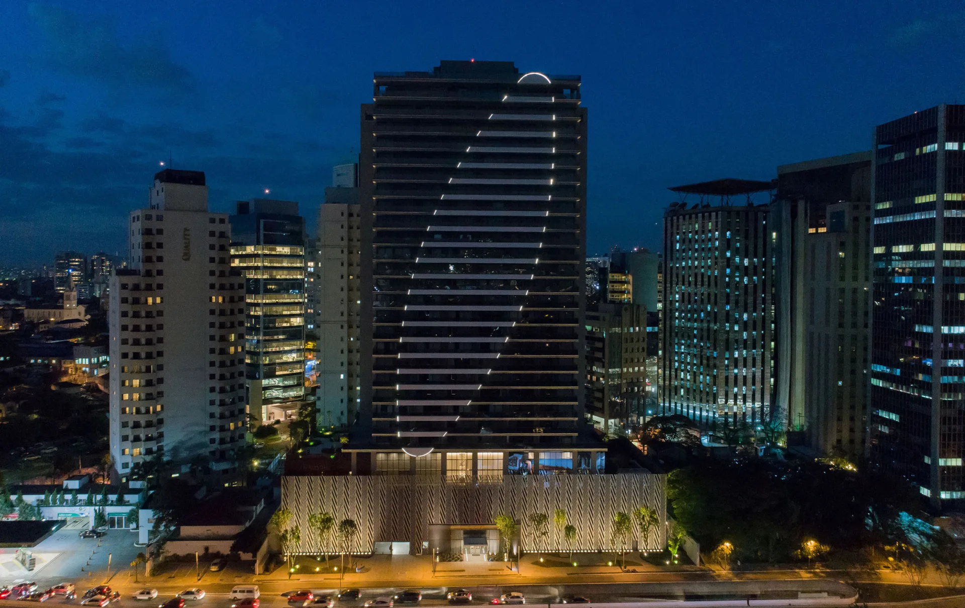 Fachada do VHouse, lançamento em Pinheiros, São Paulo
